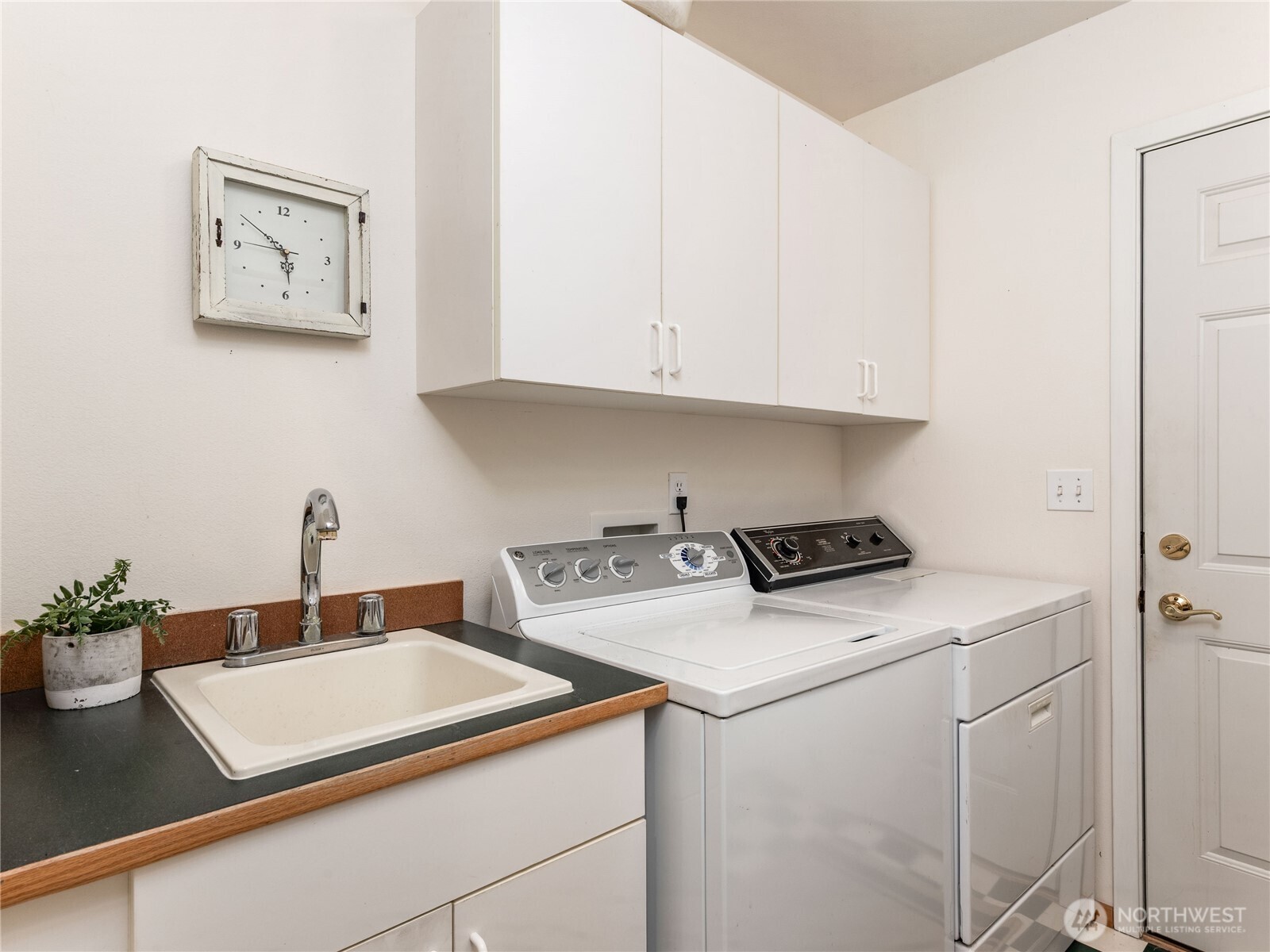 42 Nantucket Place , Port Townsend, WA 98368-9533