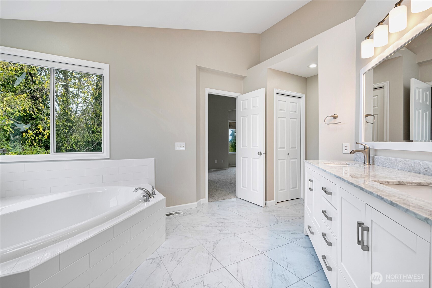 2531 57th Street SW, Everett, WA 98203