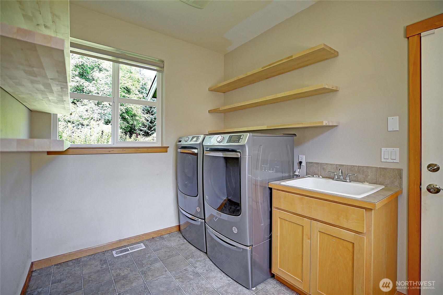 26306 2nd Avenue NE, Arlington, WA 98223