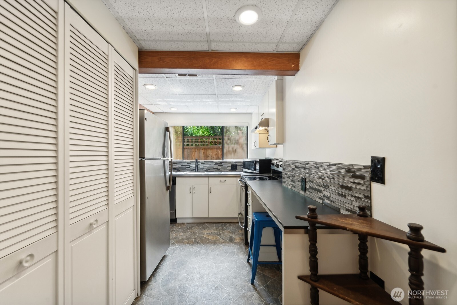 9533 Lake Shore Boulevard NE #A, Seattle, WA 98115