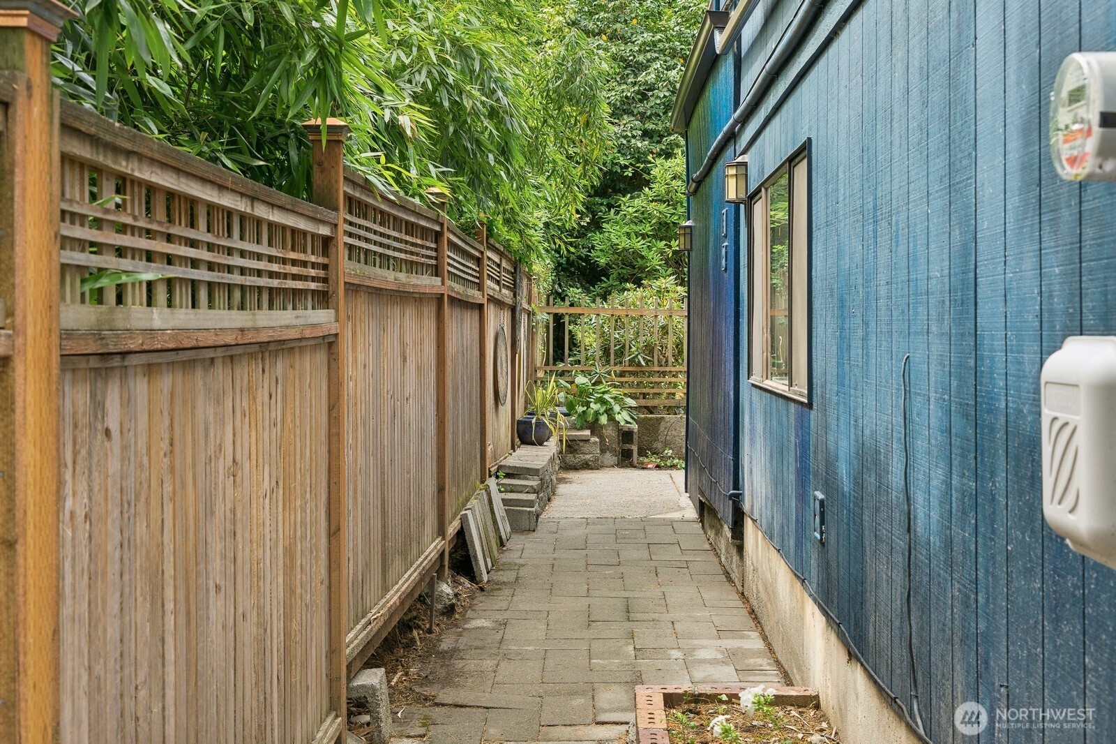 9533 Lake Shore Boulevard NE #A, Seattle, WA 98115