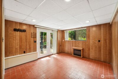 9533 Lake Shore Boulevard NE #A, Seattle, WA 98115 - Photo 2