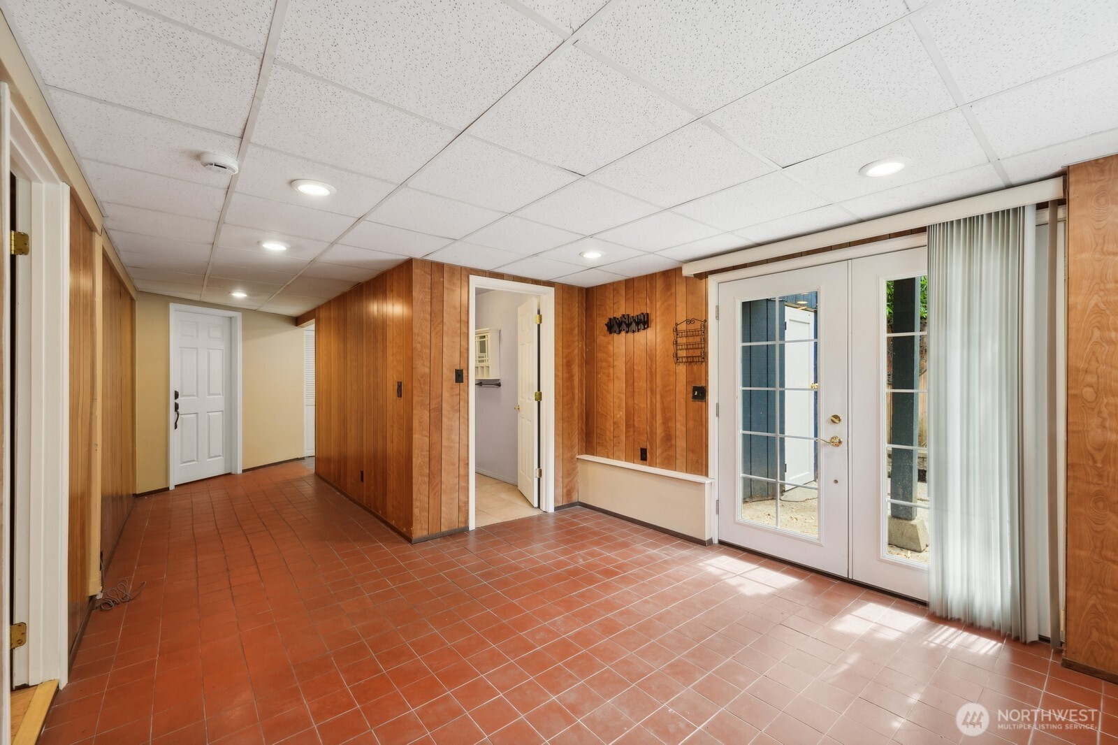 9533 Lake Shore Boulevard NE #A, Seattle, WA 98115