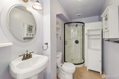 9533 Lake Shore Boulevard NE #A, Seattle, WA 98115 - Photo 7