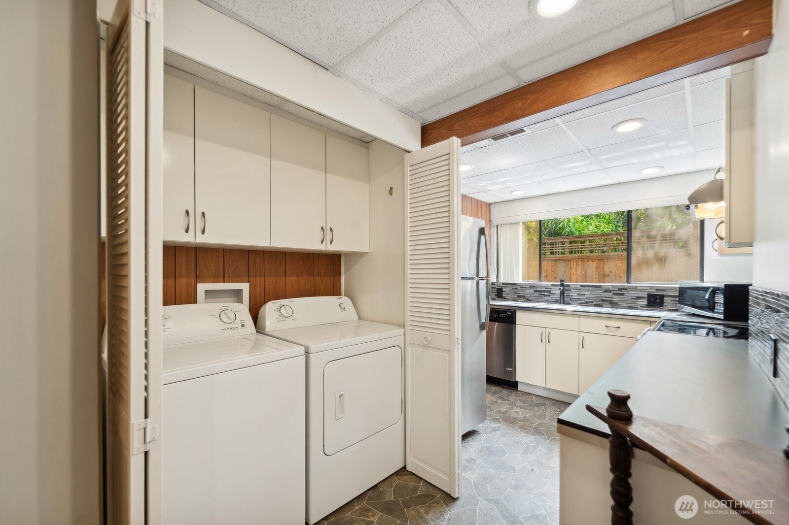 9533 Lake Shore Boulevard NE #A, Seattle, WA 98115