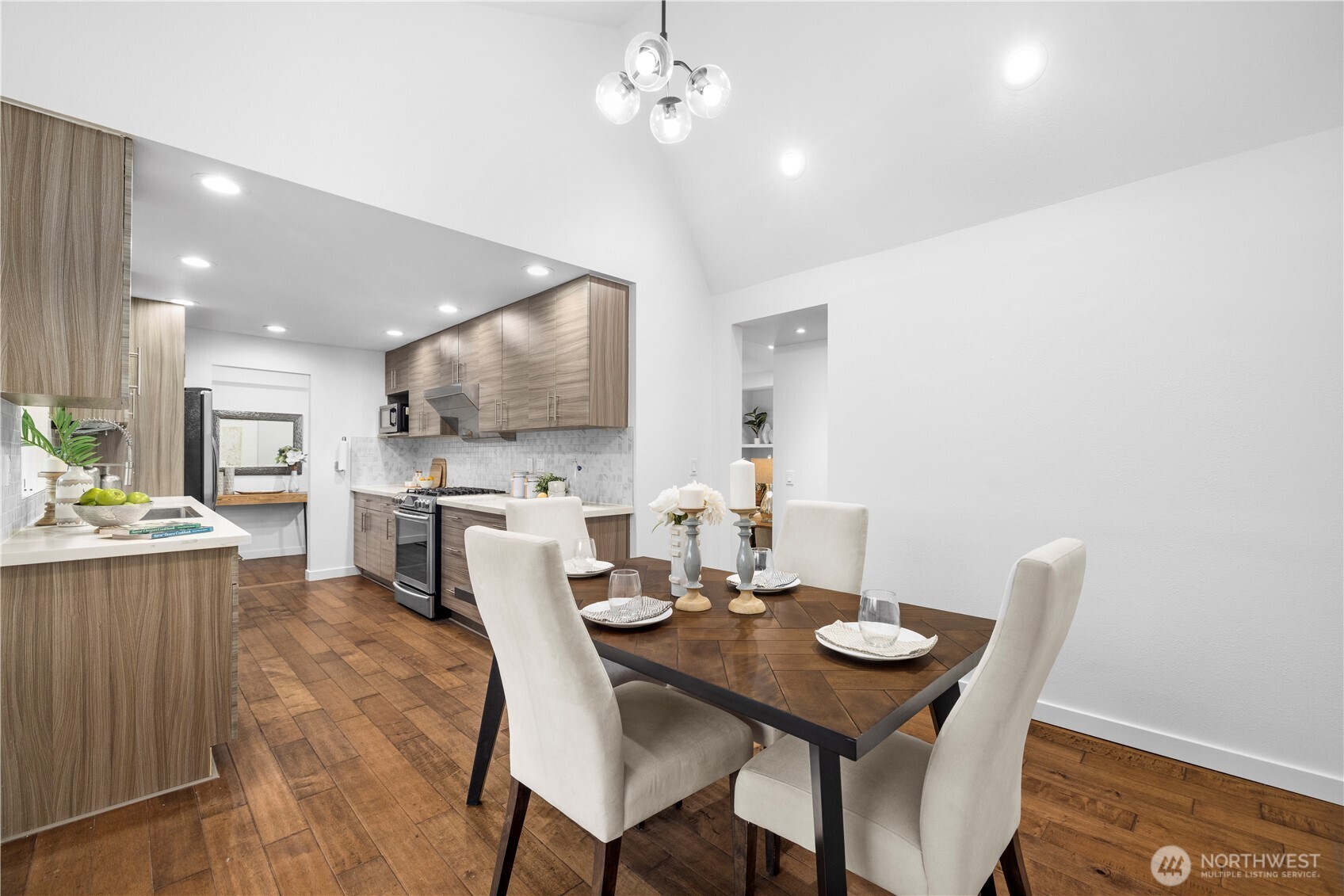 15705 NE 59th Way , Redmond, WA 98052