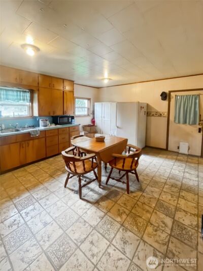 19 Fairley Street , Raymond, WA 98577 - Photo 8