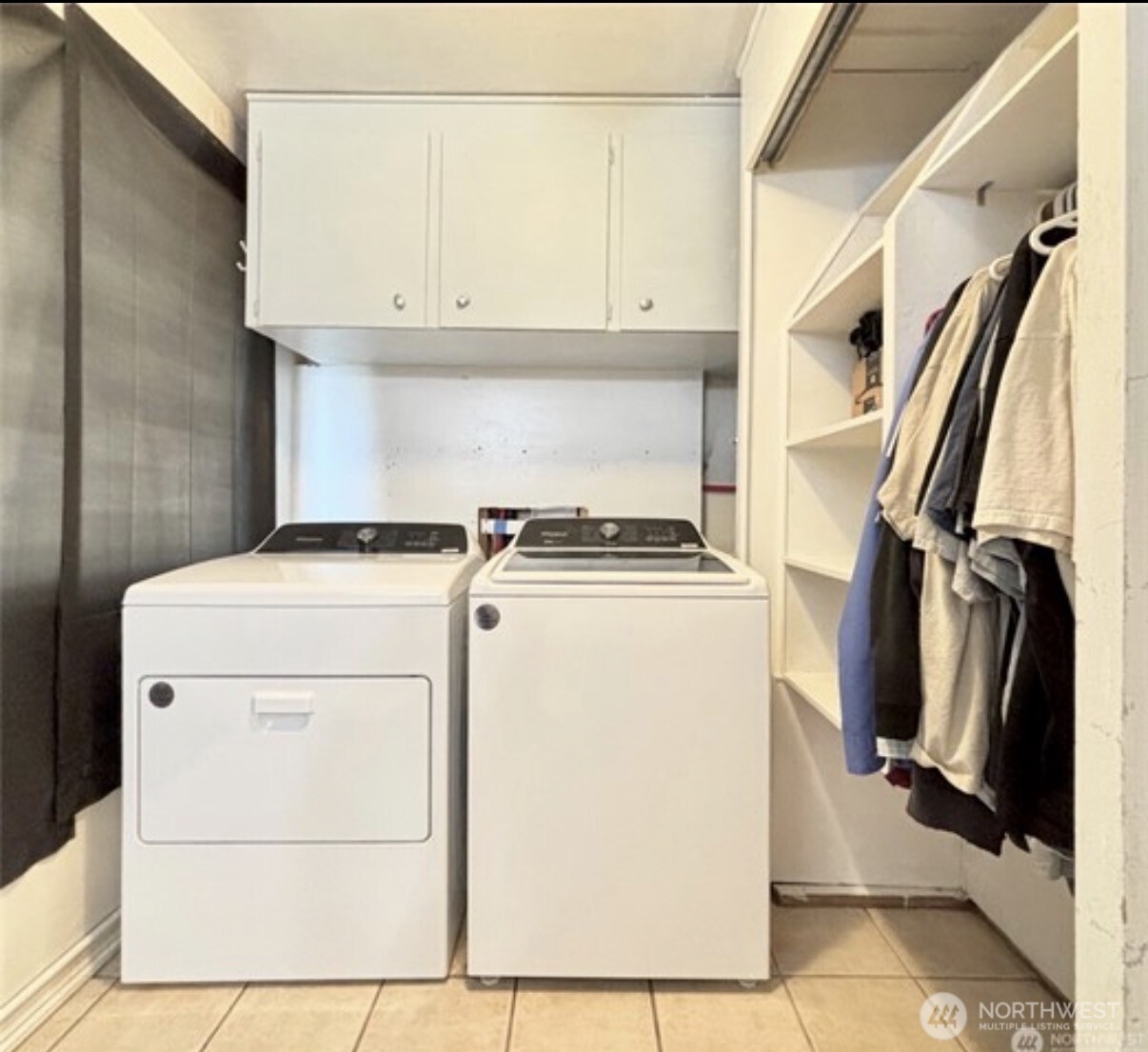 305 N Earl Road , Moses Lake, WA 98837