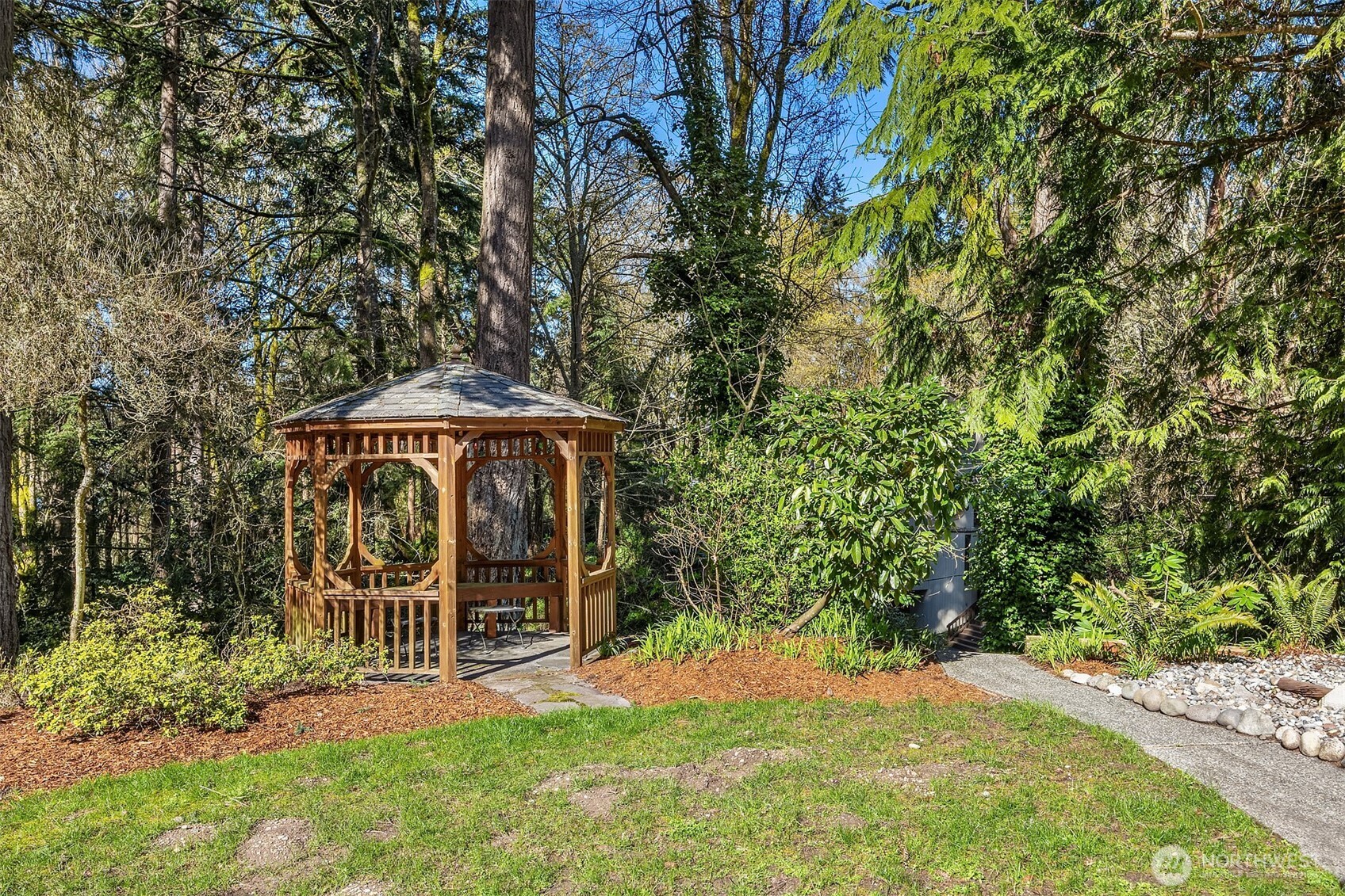 2431 SW 149th Place , Burien, WA 98166