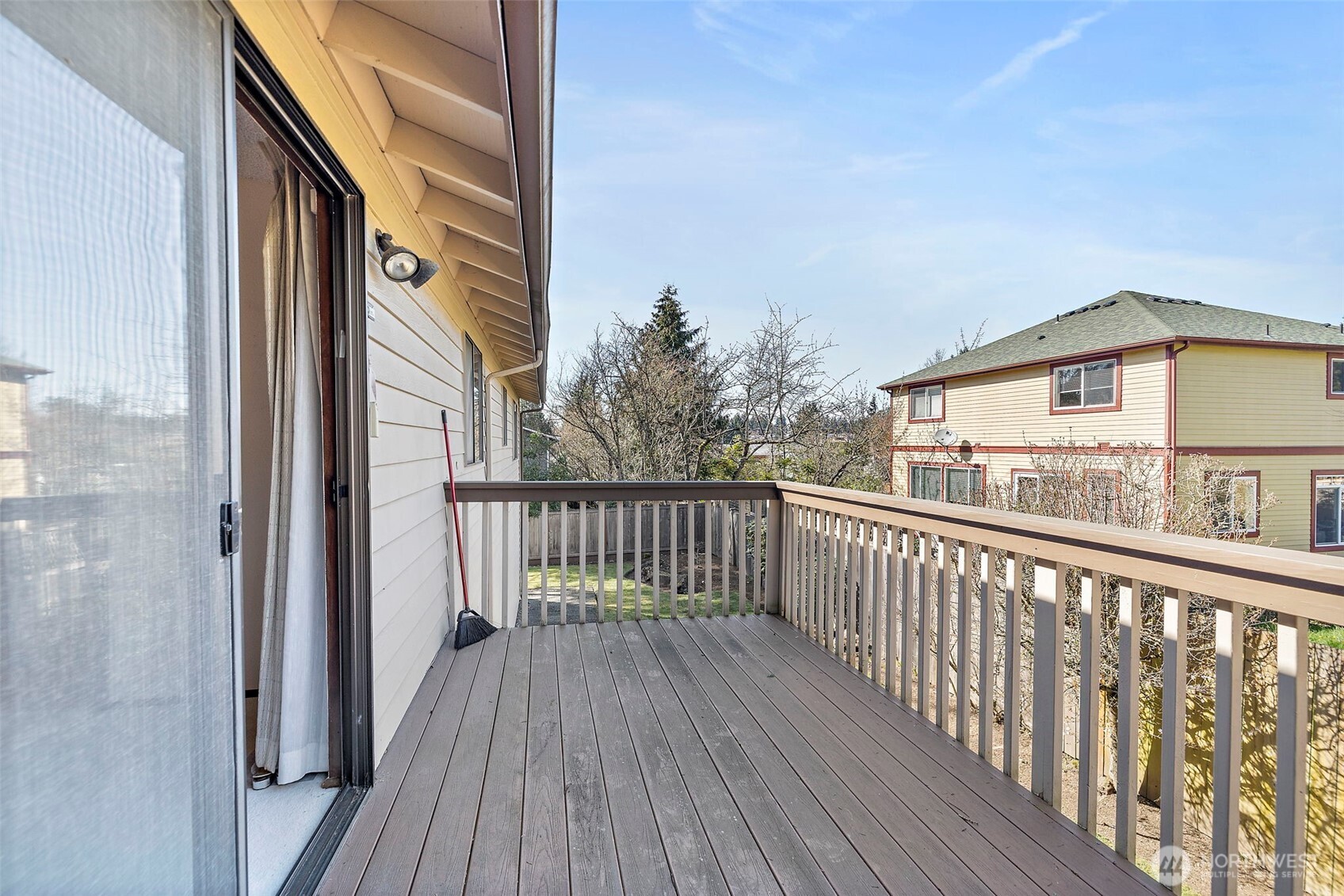 12213 Densmore Avenue N, Seattle, WA 98133