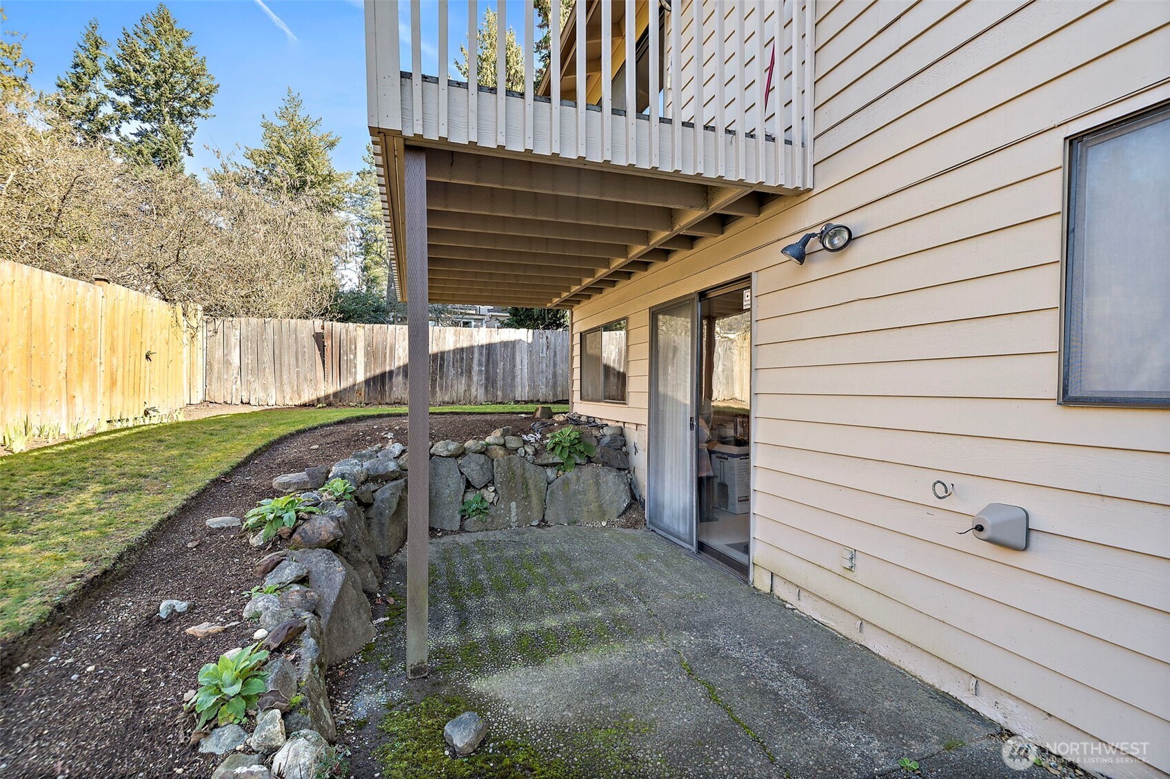 12213 Densmore Avenue N, Seattle, WA 98133