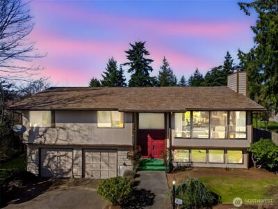 12213 Densmore Avenue N, Seattle, WA 98133 - Photo 25