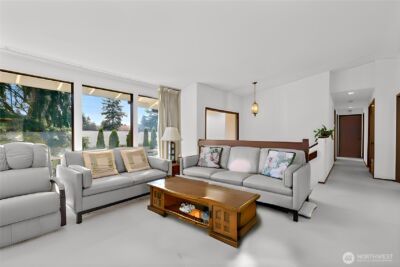 12213 Densmore Avenue N, Seattle, WA 98133 - Photo 3