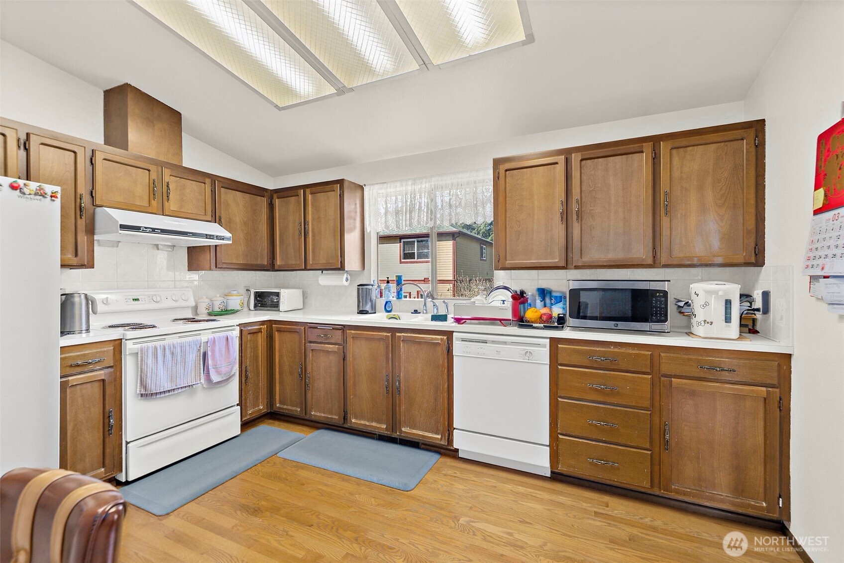 12213 Densmore Avenue N, Seattle, WA 98133