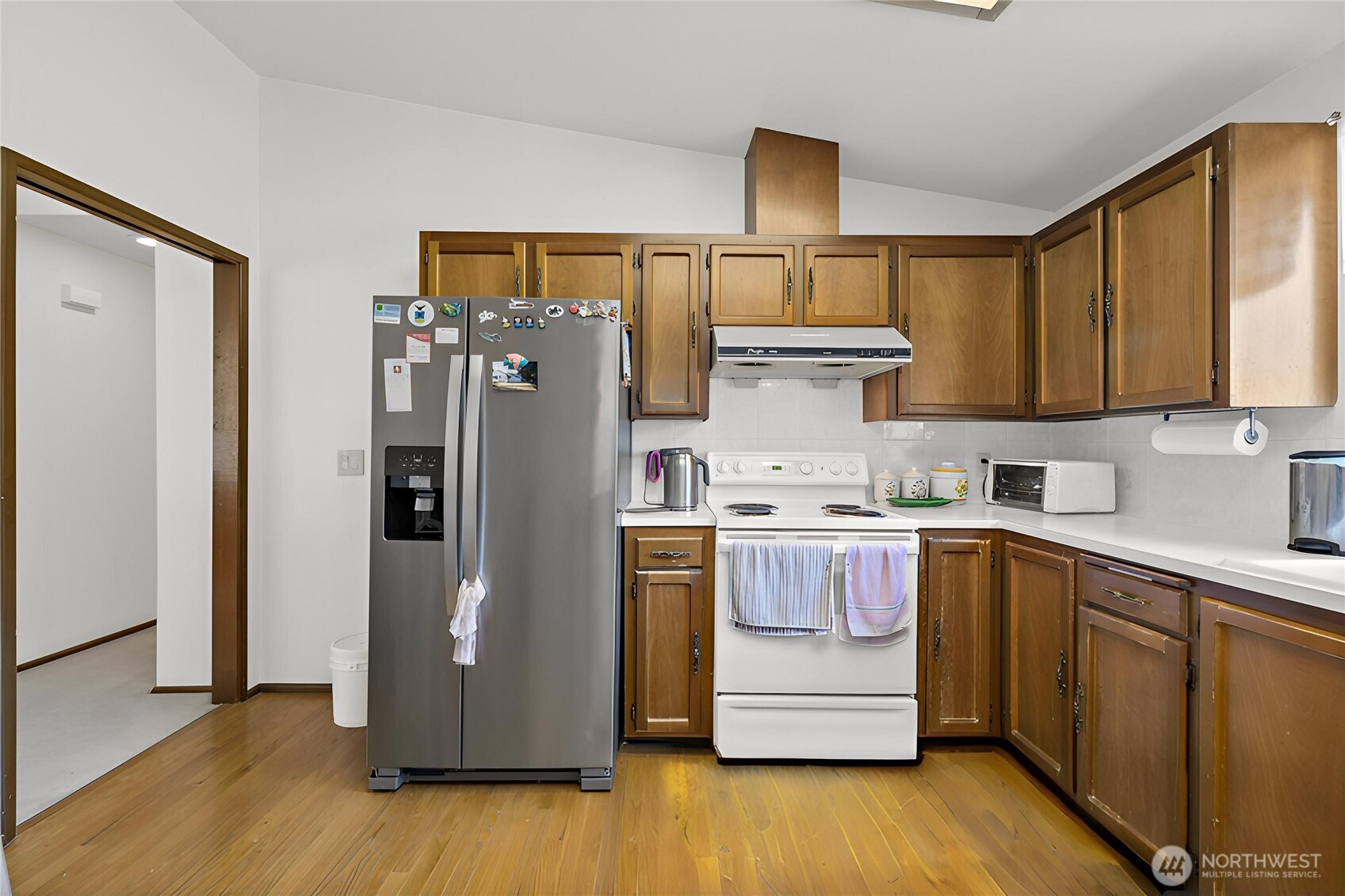 12213 Densmore Avenue N, Seattle, WA 98133