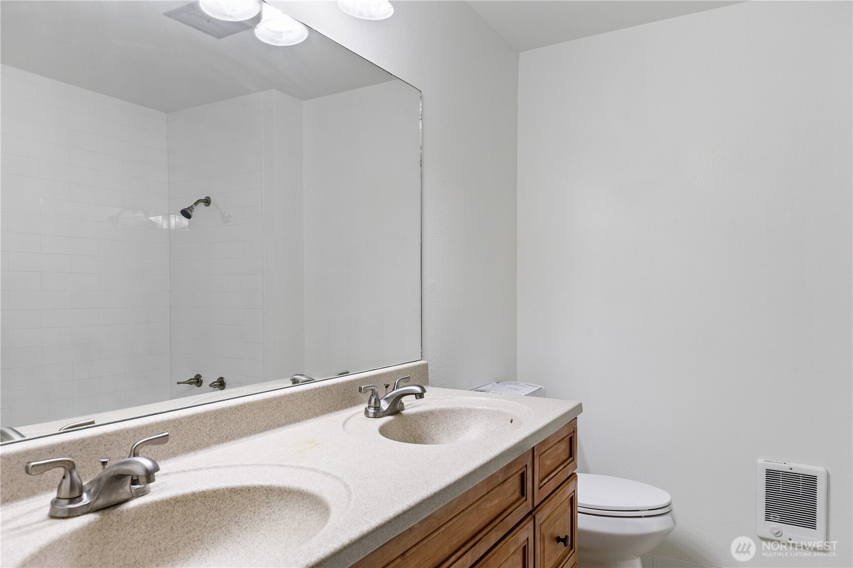 1904 Fir Woods Place , Oak Harbor, WA 98277