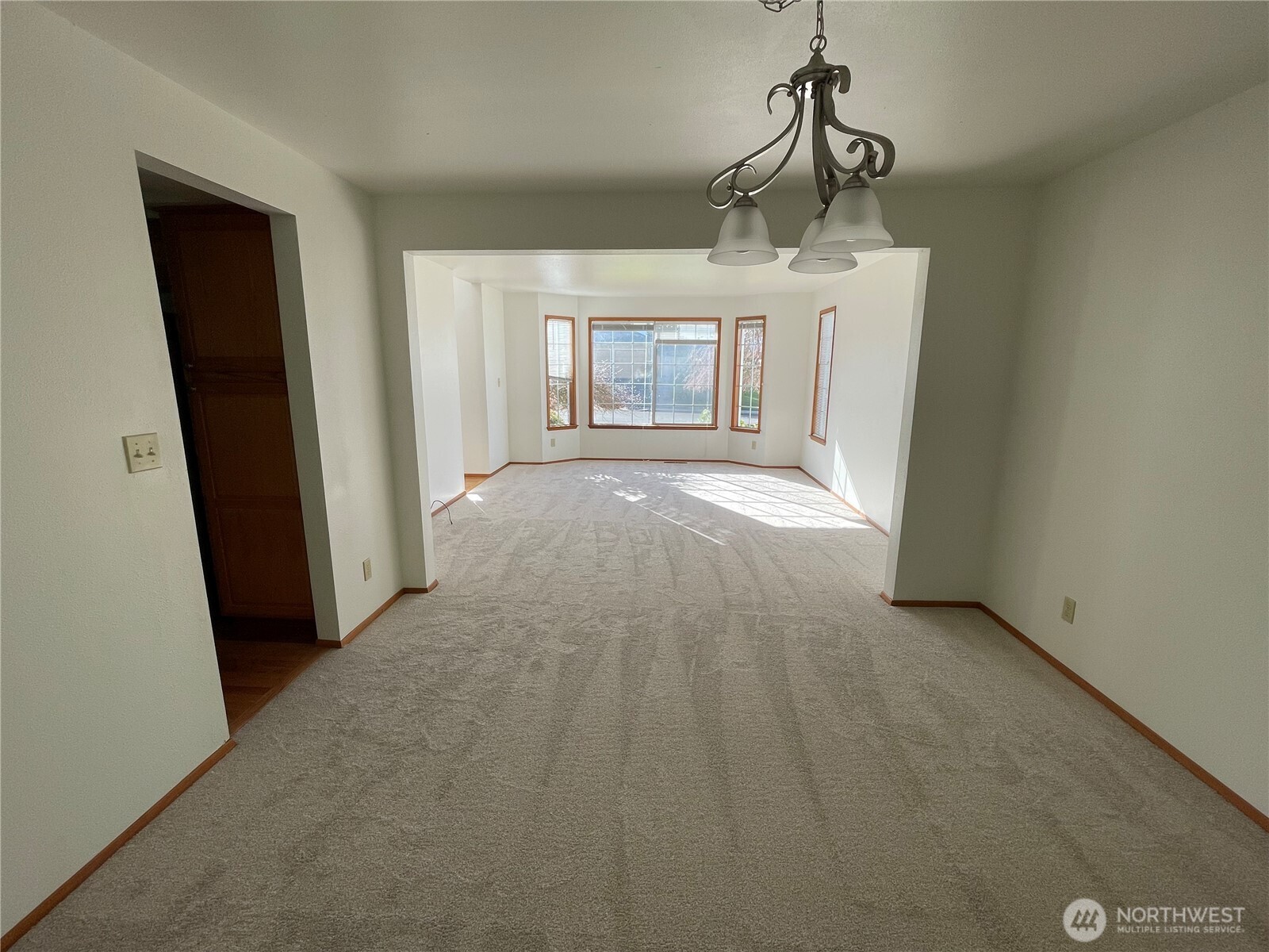 7016 Osprey Circle , Bremerton, WA 98312