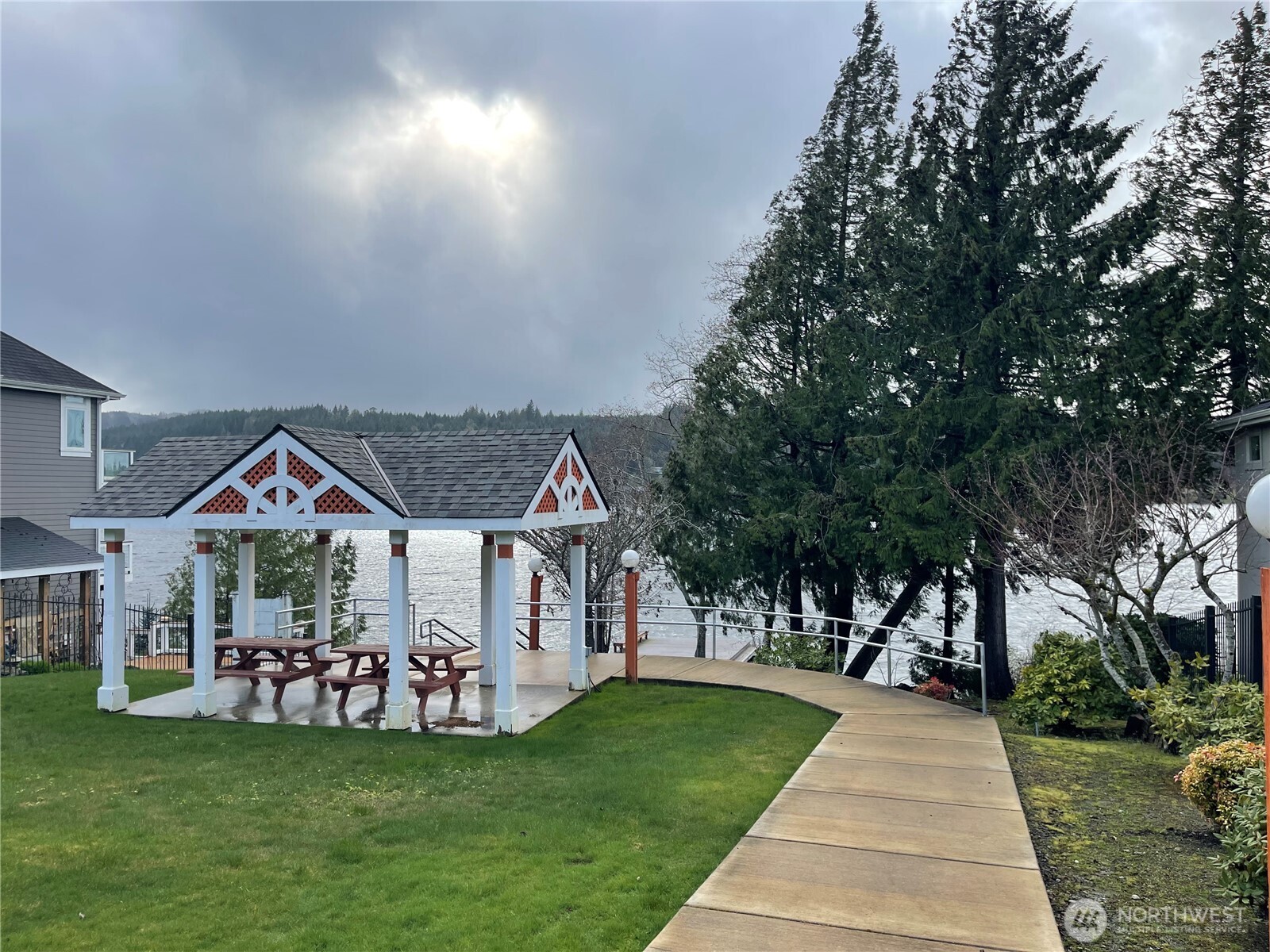 7016 Osprey Circle , Bremerton, WA 98312