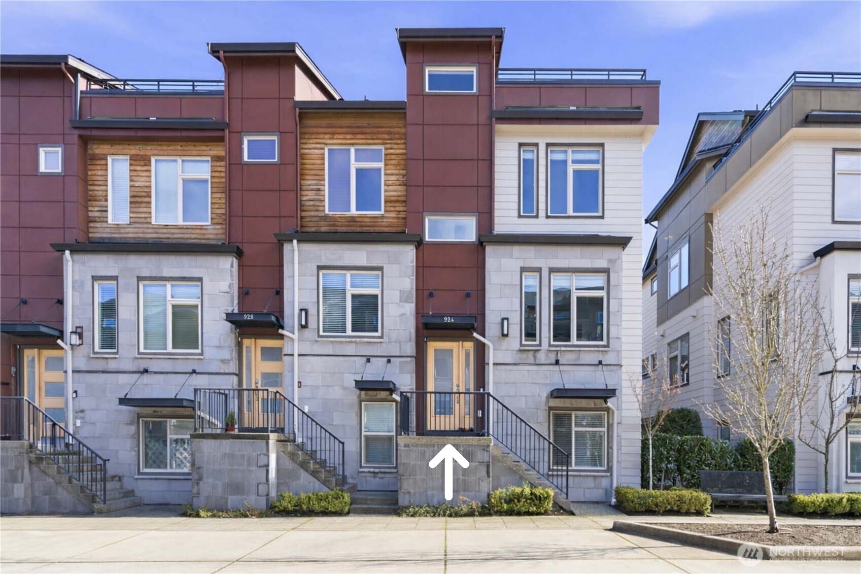 924 7th Avenue NE, Issaquah, WA 98029