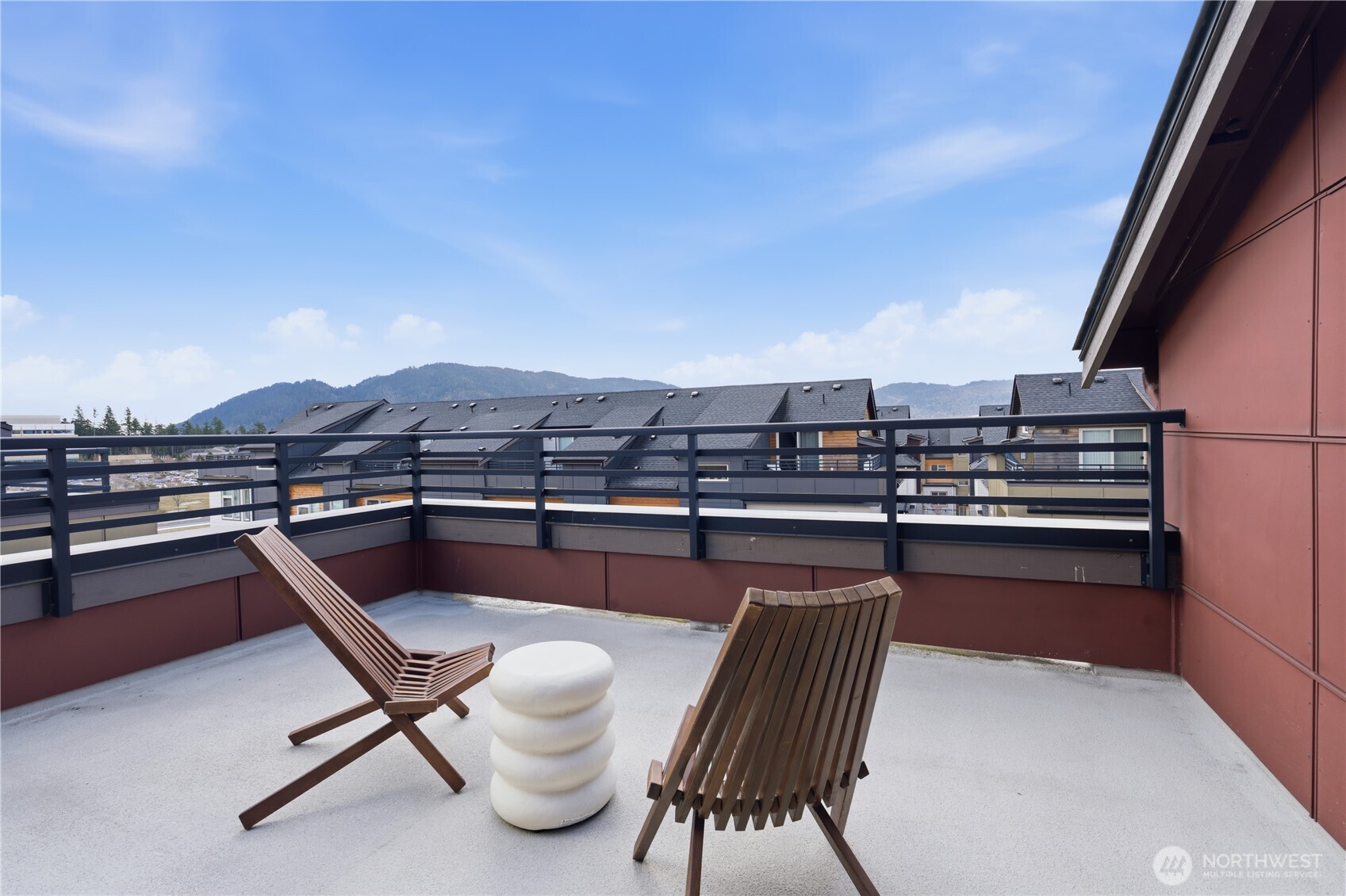 924 7th Avenue NE, Issaquah, WA 98029