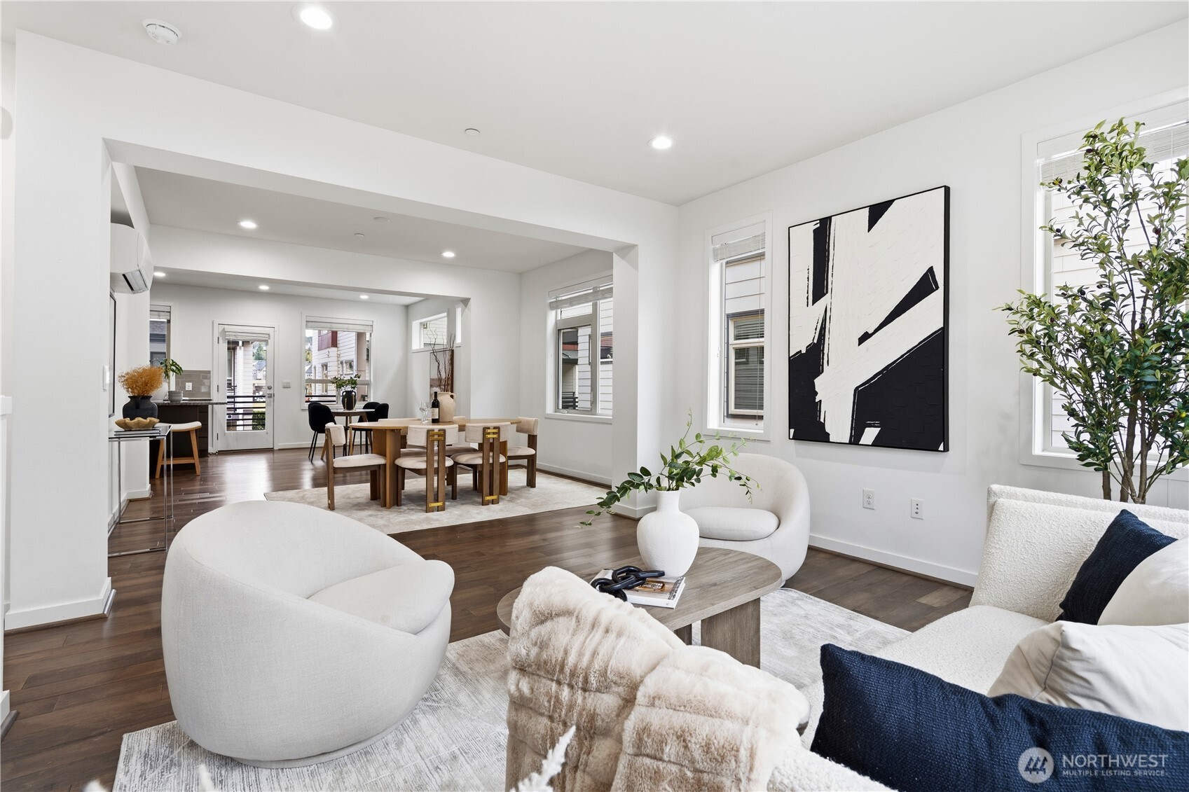 924 7th Avenue NE, Issaquah, WA 98029