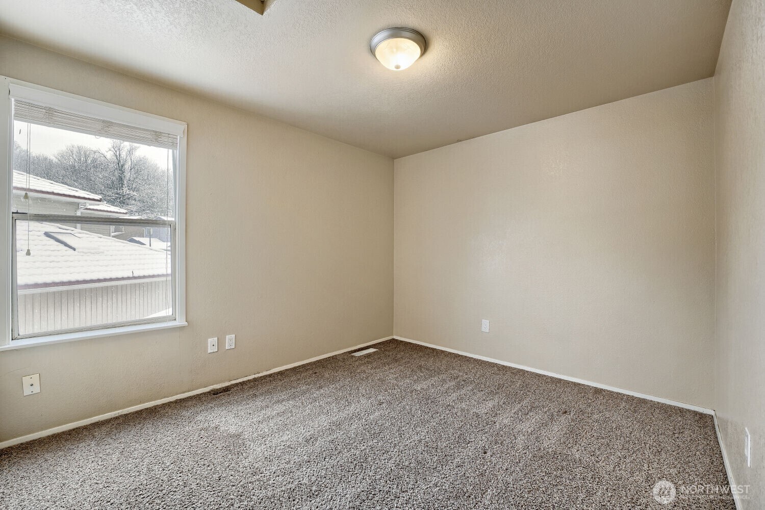 27610 26th Avenue S, Federal Way, WA 98003