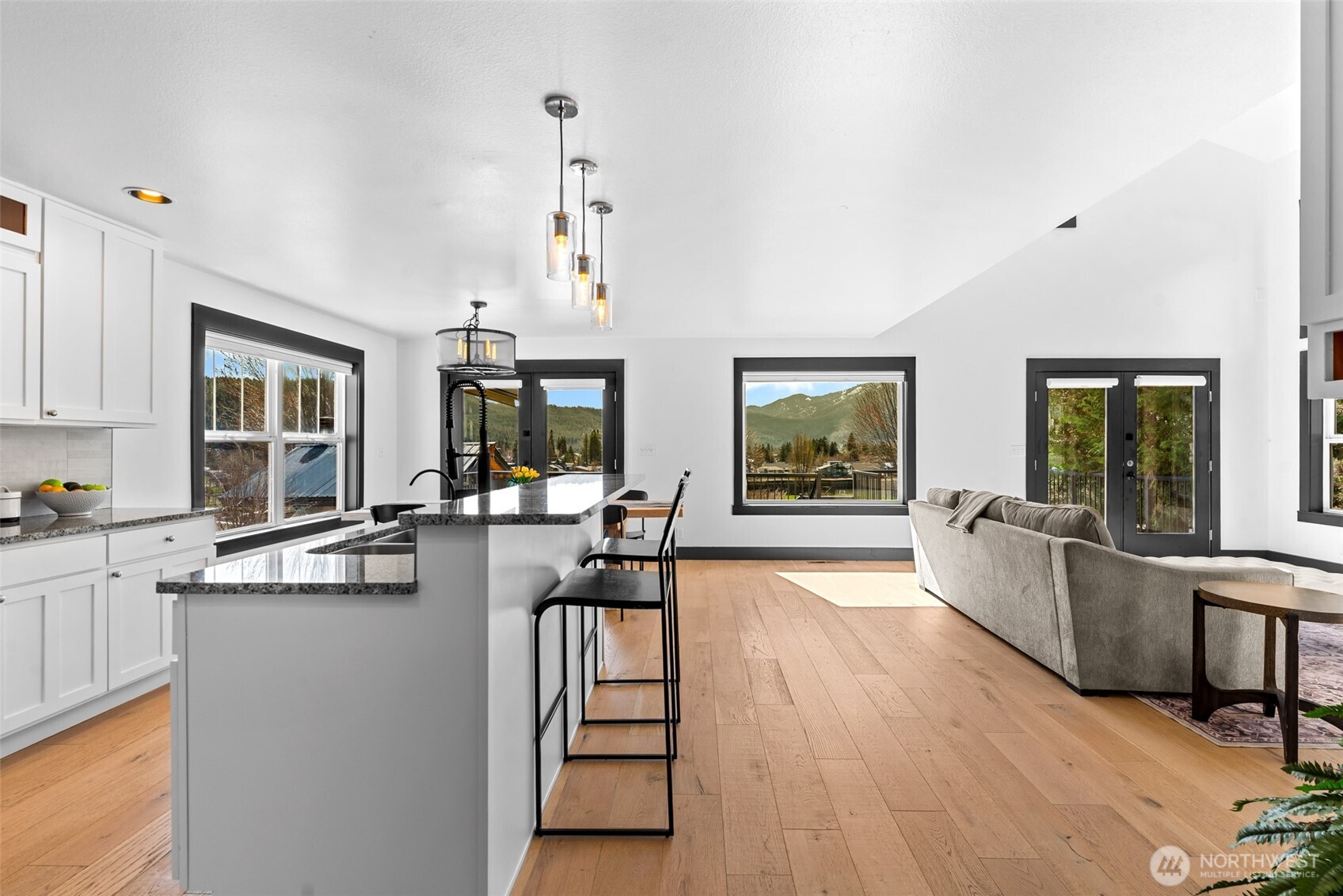 12345 Village View Drive , Leavenworth, WA 98826