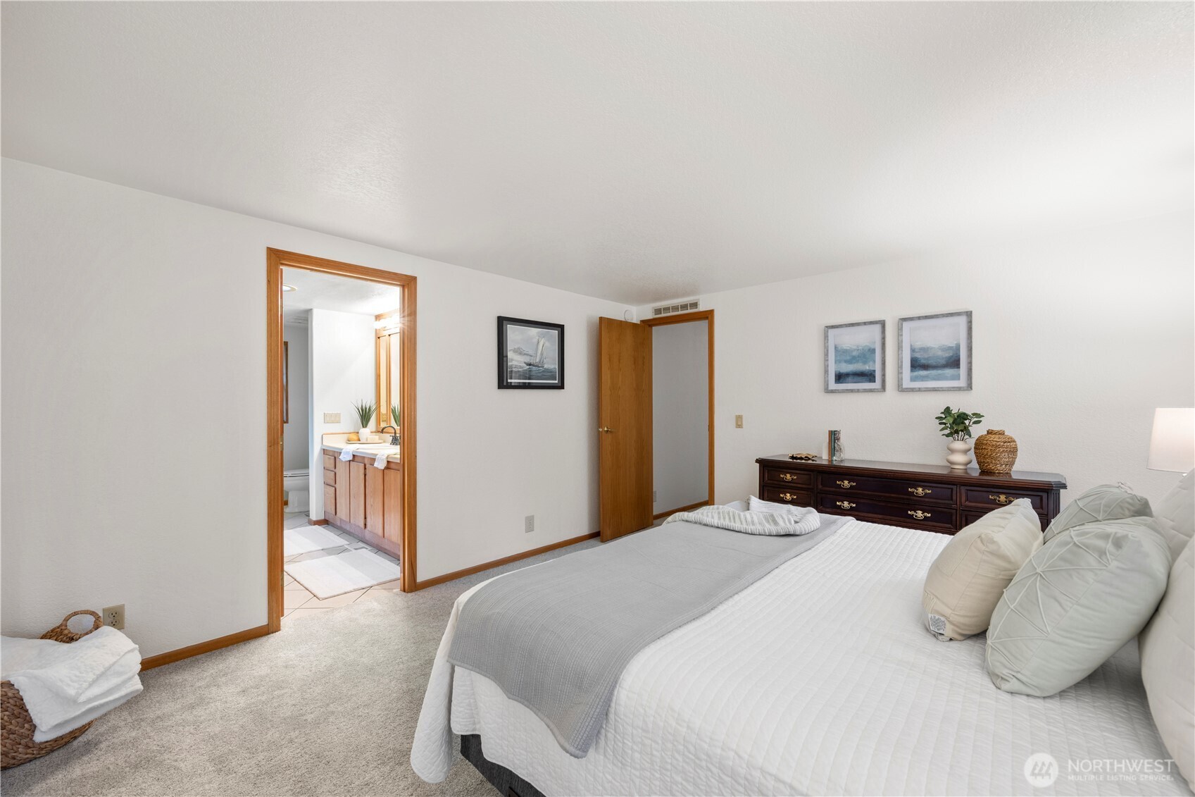 23306 N Lake Cochran Road , Monroe, WA 98272