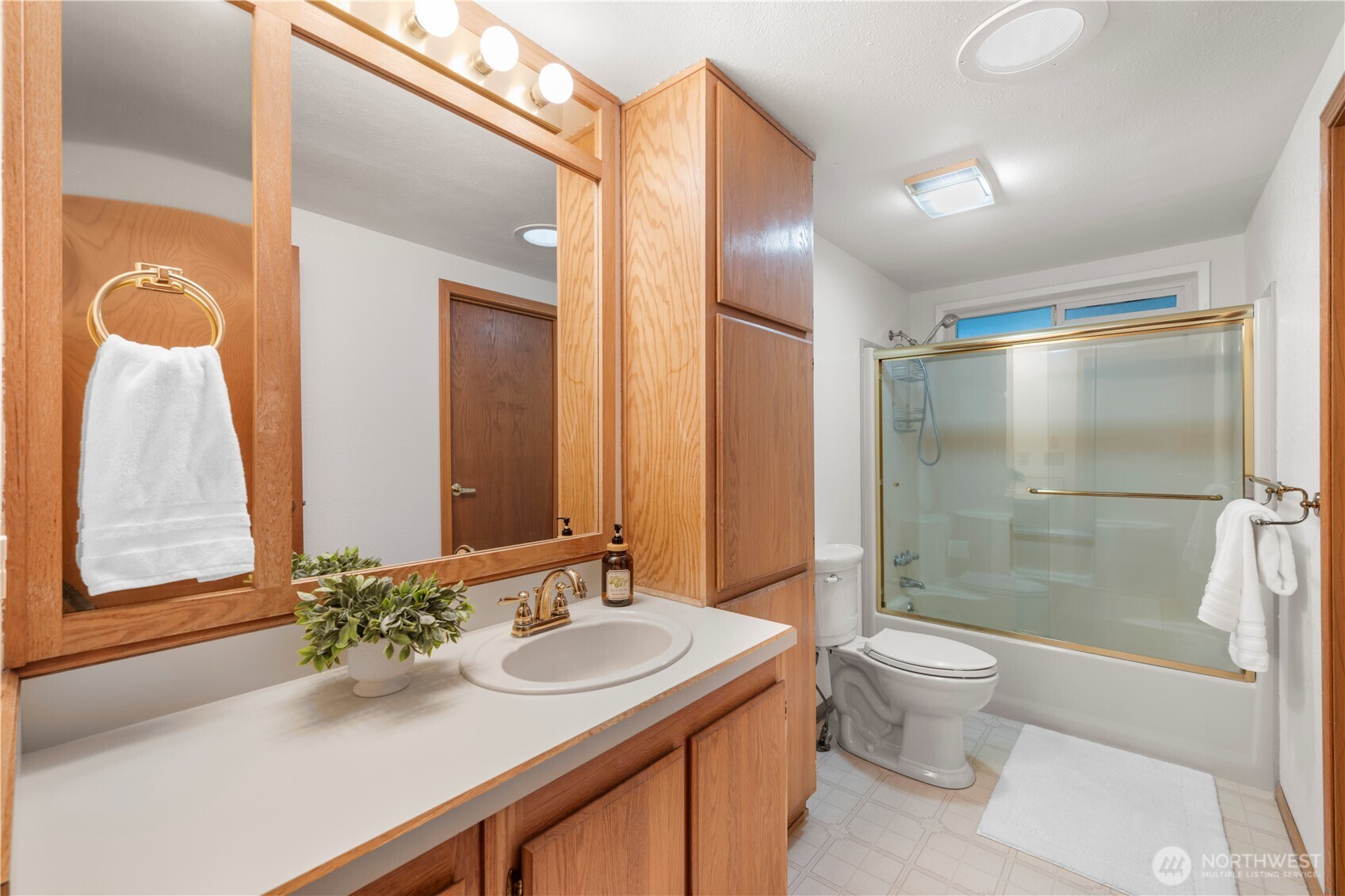 23306 N Lake Cochran Road , Monroe, WA 98272