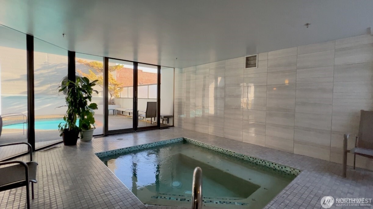 2621 2nd Avenue #504, Seattle, WA 98121