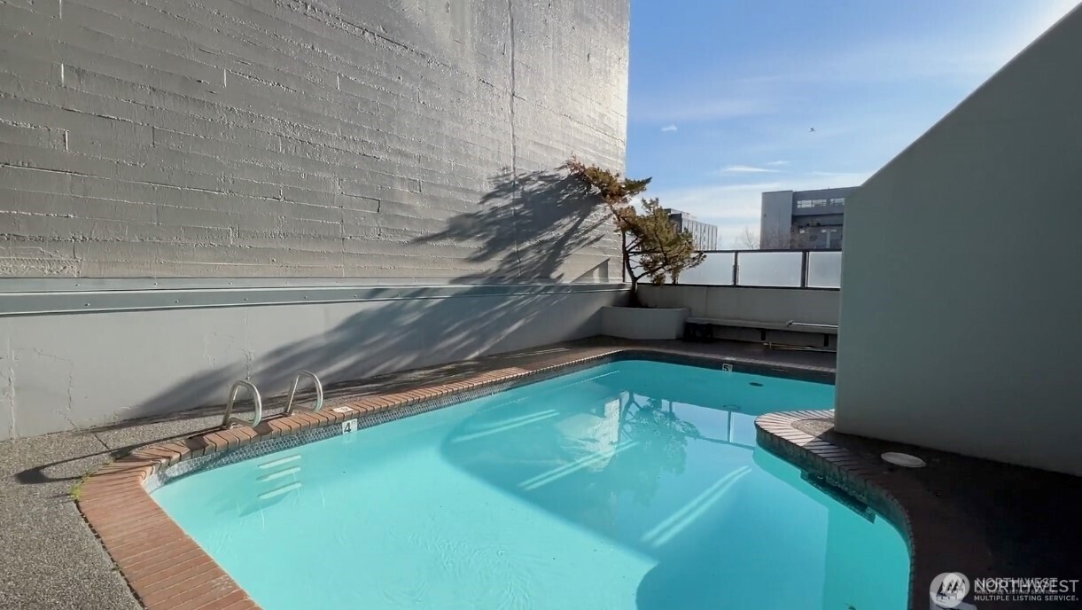 2621 2nd Avenue #504, Seattle, WA 98121