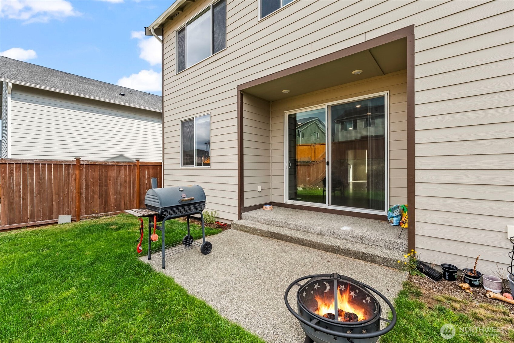 957 Timberline Avenue , Bremerton, WA 98312