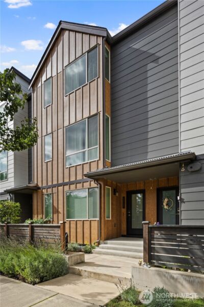 32731 Madrona Avenue SE, Black Diamond, WA 98010 - Photo 2