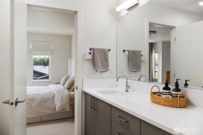 32731 Madrona Avenue SE, Black Diamond, WA 98010 - Photo 28