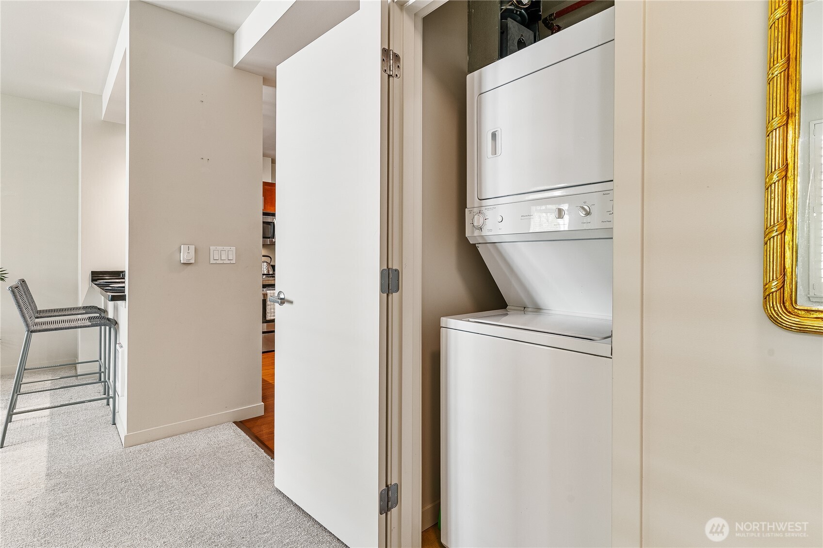 15100 6th Avenue SW #420, Burien, WA 98166