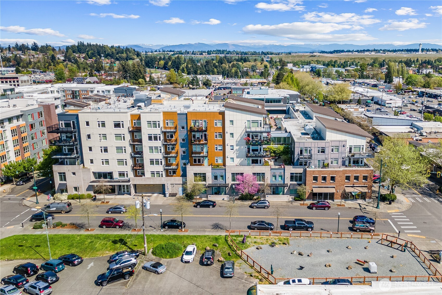 15100 6th Avenue SW #420, Burien, WA 98166