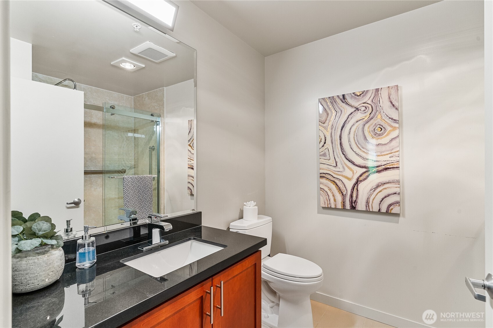 15100 6th Avenue SW #420, Burien, WA 98166