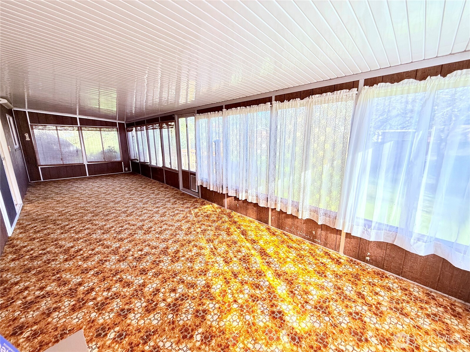 8811 Wildwood Avenue SW, Lakewood, WA 98498-3555