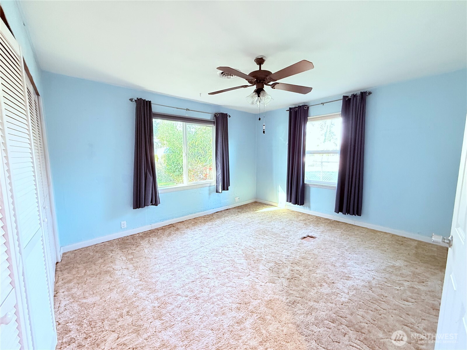 8811 Wildwood Avenue SW, Lakewood, WA 98498-3555