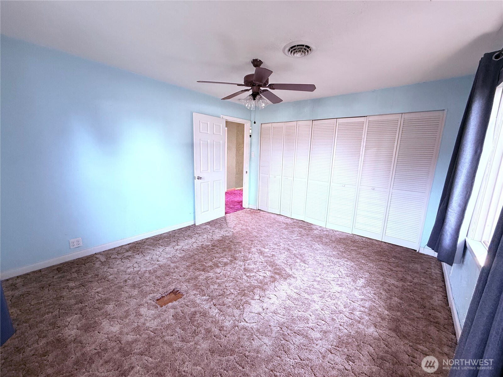 8811 Wildwood Avenue SW, Lakewood, WA 98498-3555