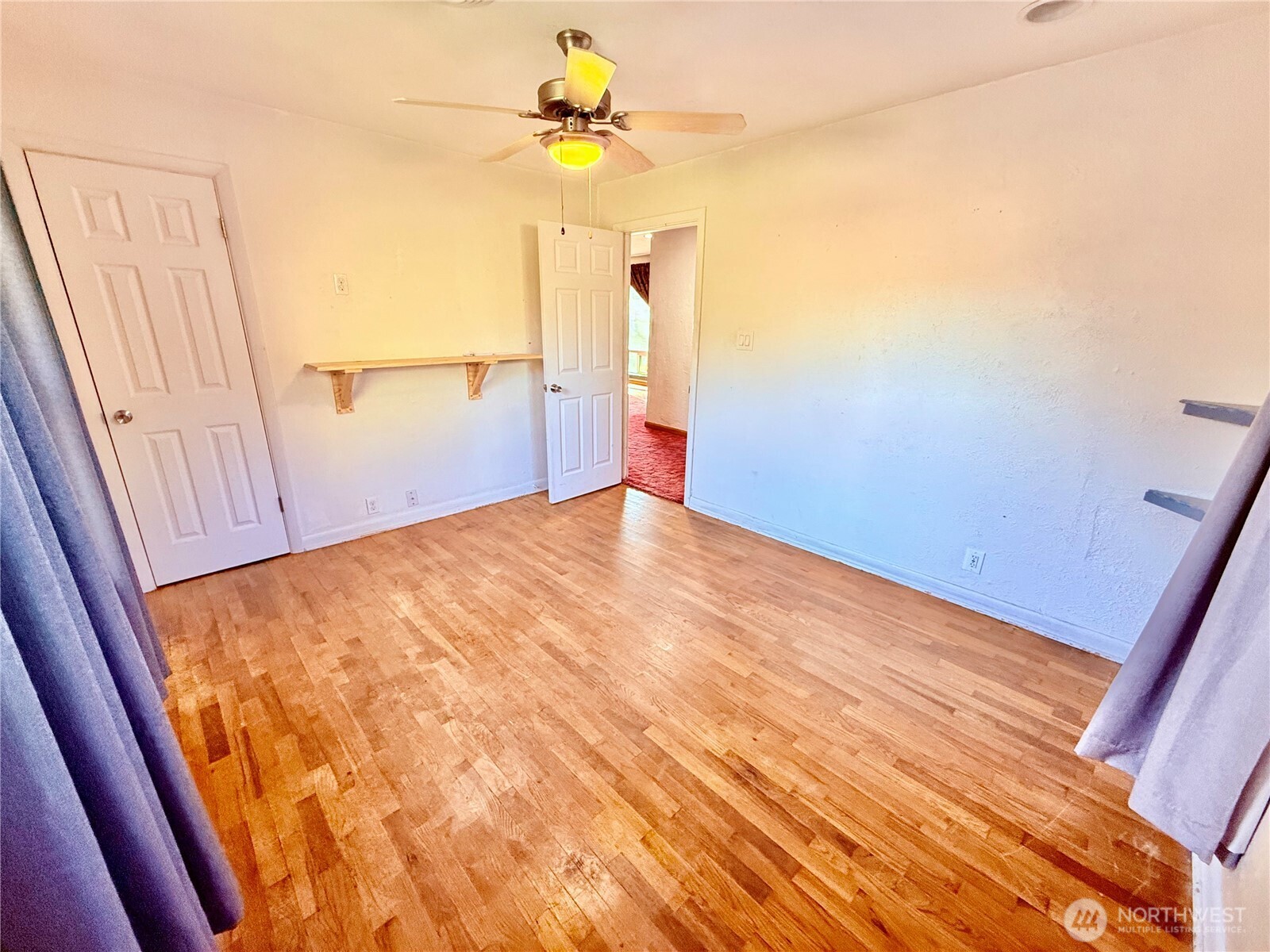 8811 Wildwood Avenue SW, Lakewood, WA 98498-3555