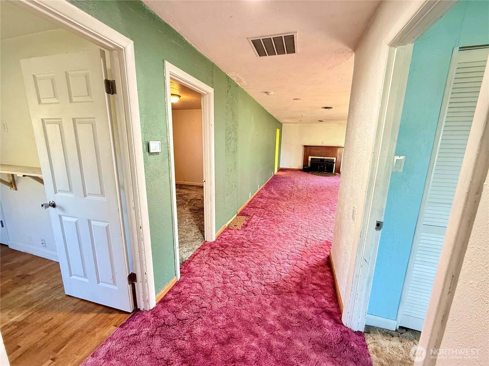 8811 Wildwood Avenue SW, Lakewood, WA 98498-3555