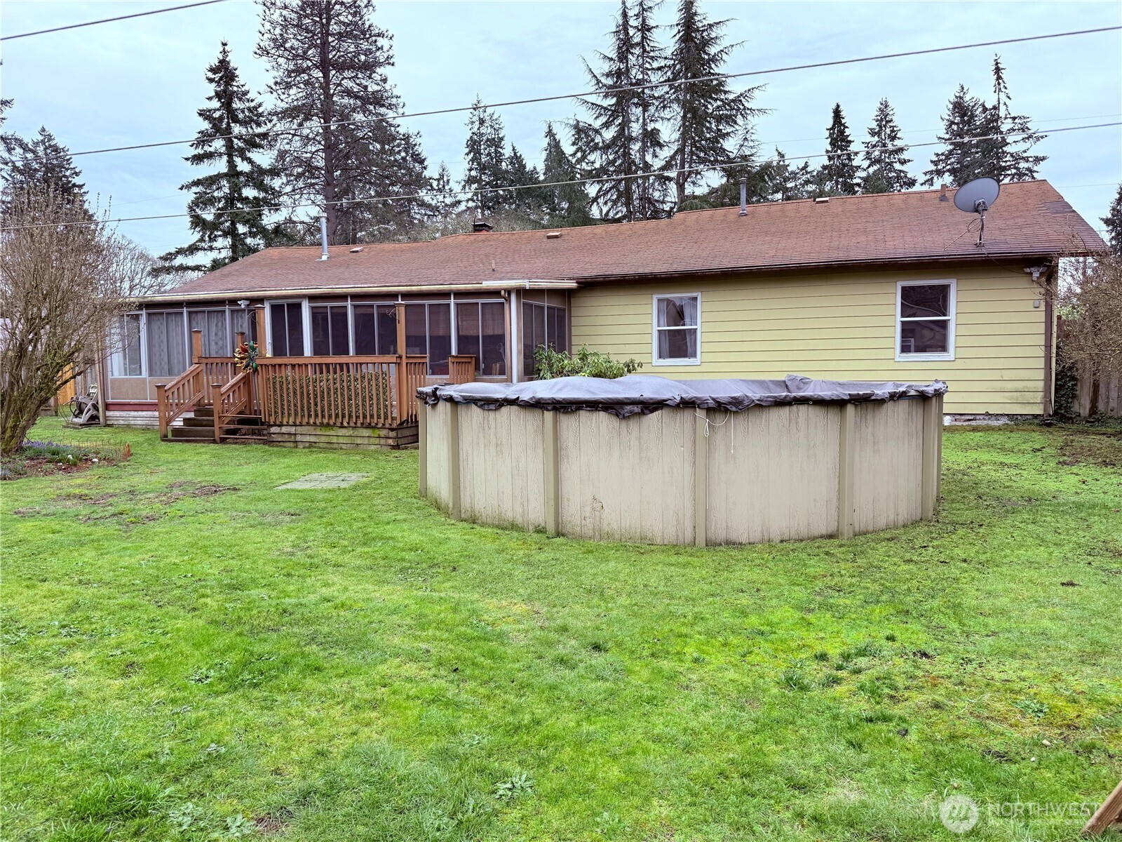8811 Wildwood Avenue SW, Lakewood, WA 98498-3555