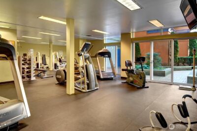 2414 1st Avenue #321, Seattle, WA 98121 - Photo 36