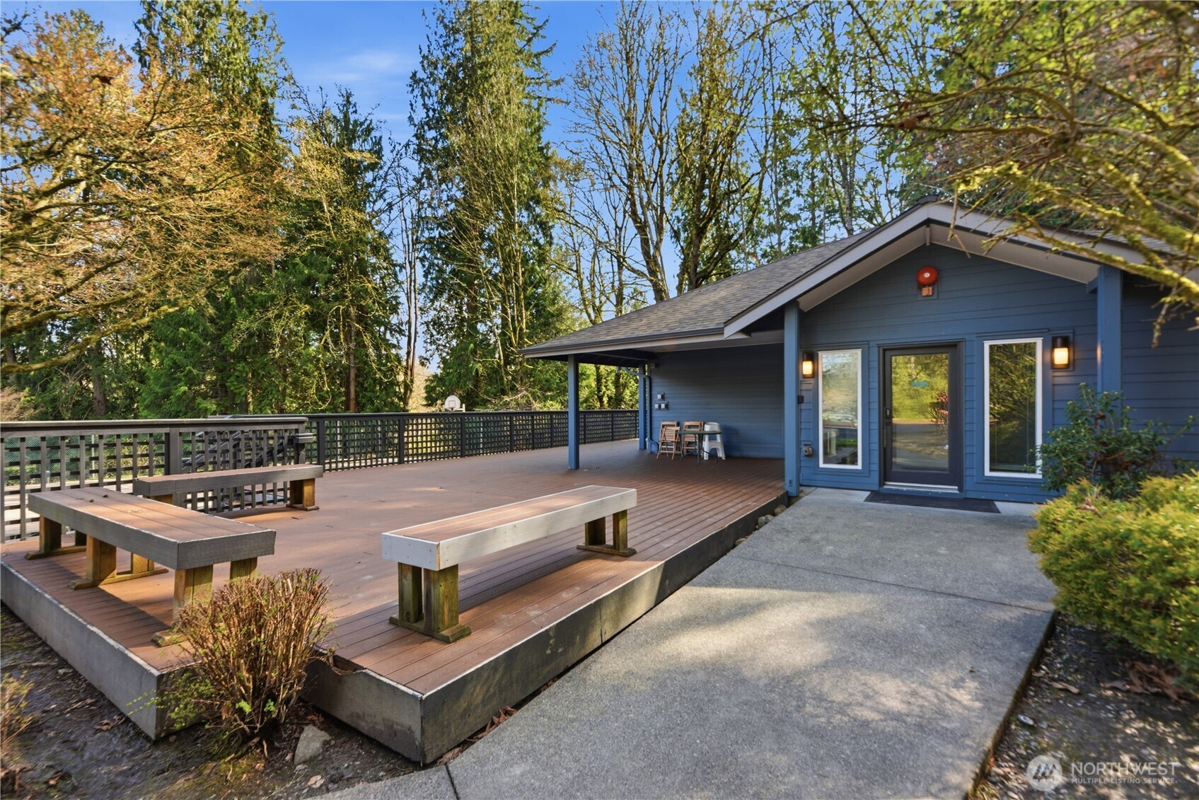 15615 Waynita Way #B-303, Bothell, WA 98011