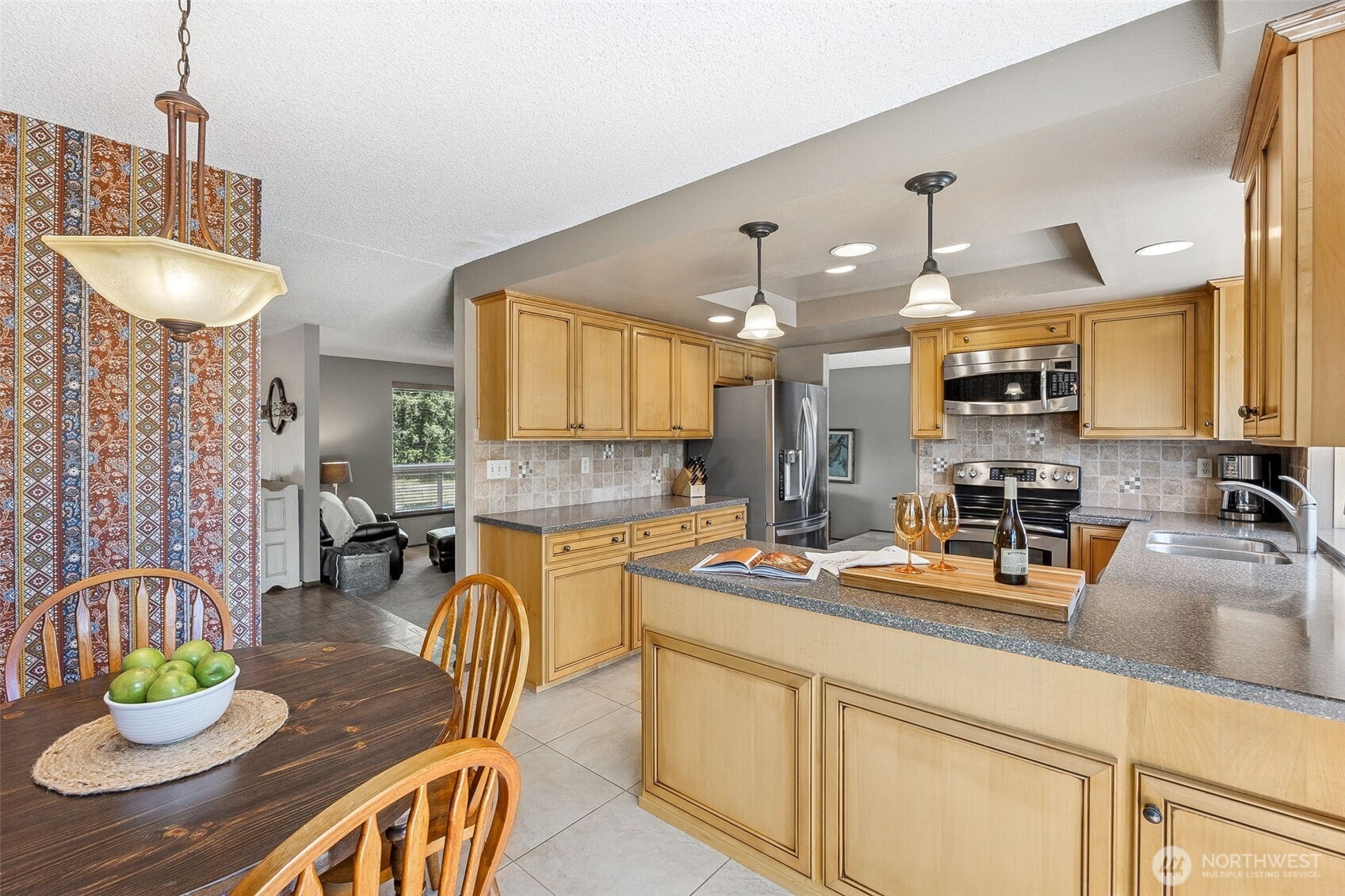 12009 239th Avenue Ct E, Buckley, WA 98321-9674