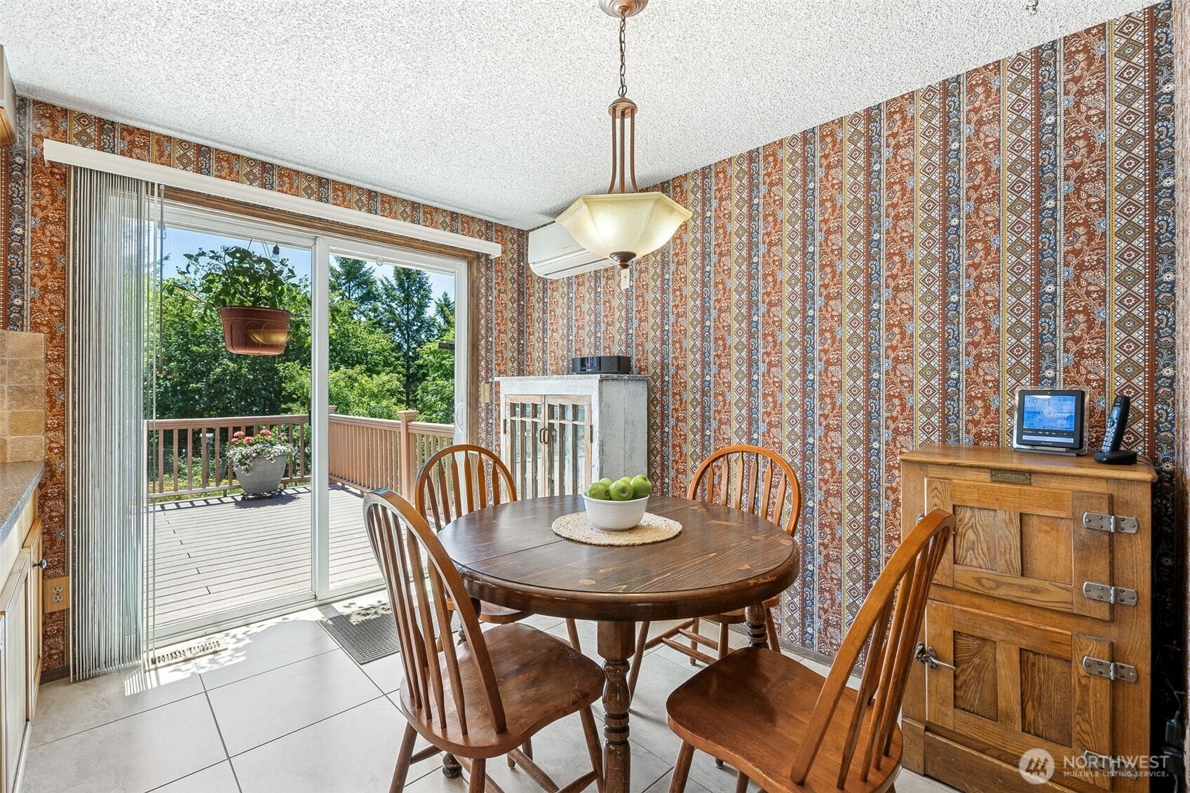 12009 239th Avenue Ct E, Buckley, WA 98321-9674