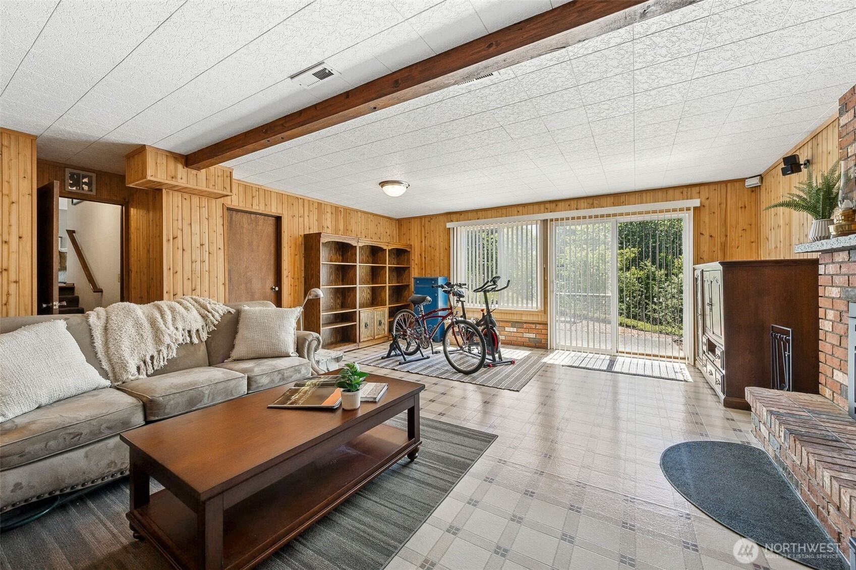 12009 239th Avenue Ct E, Buckley, WA 98321-9674