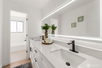 8305 Duncan Ave S , Seattle, WA 98118 - Photo 12