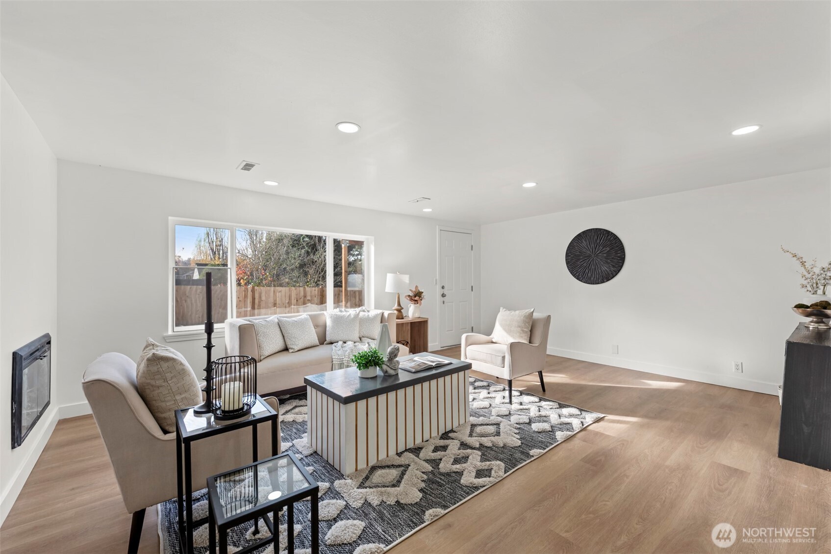 8305 Duncan Ave S , Seattle, WA 98118